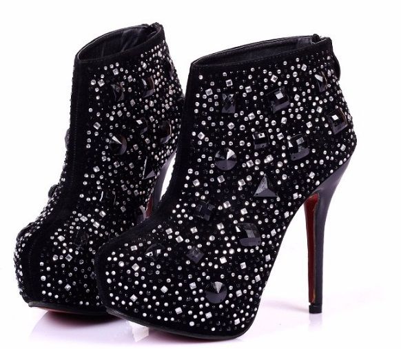 Bota cano baixo em Strass